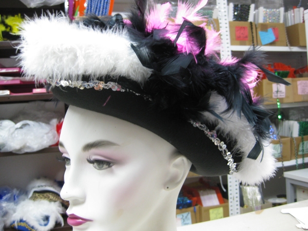 Mariechenhut schwarz-pink